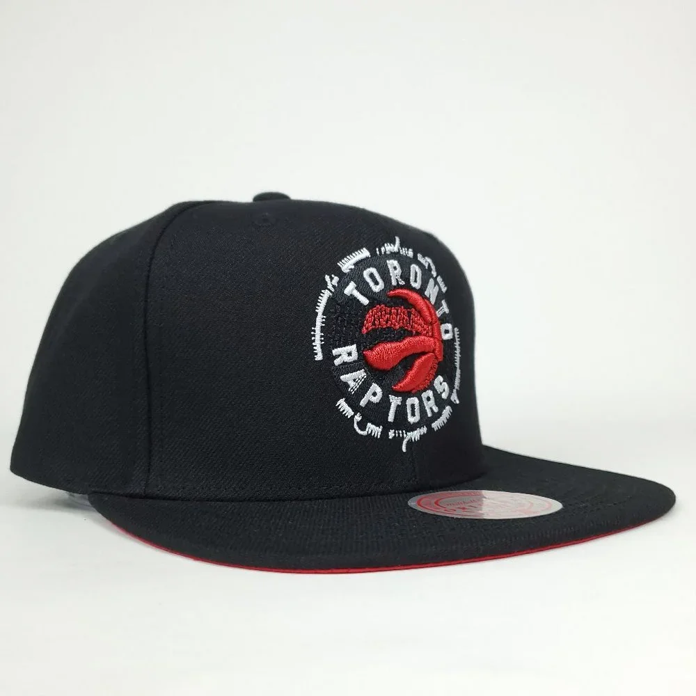 Toronto Raptors Mitchell & Ness NBA Snapback Hat Glitch 3D Logo Black Cap NWT‎
